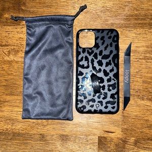iPhone 11 Pro Max Loopy Case🖤